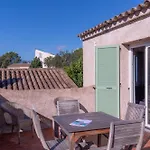 Domaine De Caranella Апарт-отель 3*