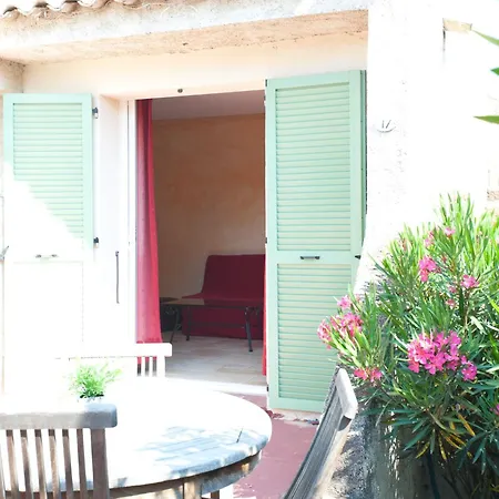 Domaine De Caranella