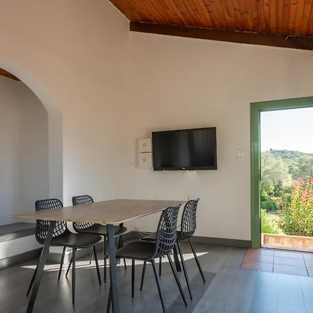 Apart Otel Domaine De Caranella 3*