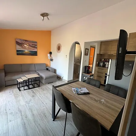 Aparthotel Domaine De Caranella