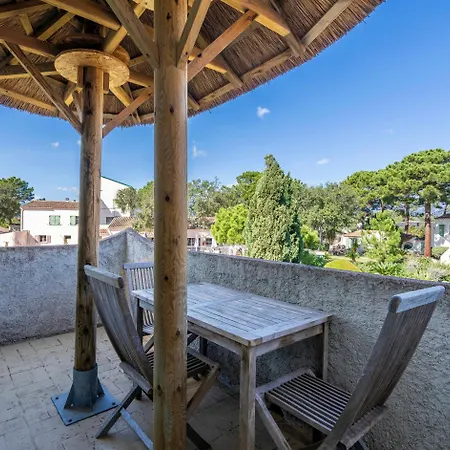 Domaine De Caranella Aparthotel 3*