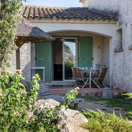 Aparthotel Domaine De Caranella