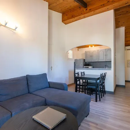 Domaine De Caranella 3*