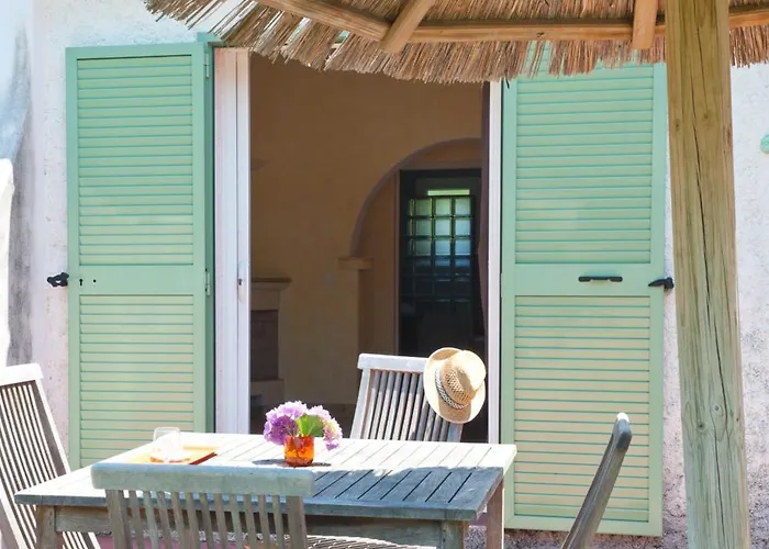 Aparthotel Domaine De Caranella